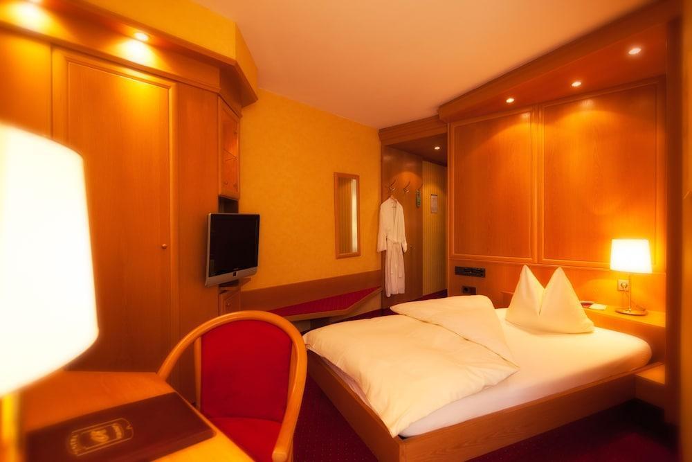 Azenberg 4* Stuttgart
