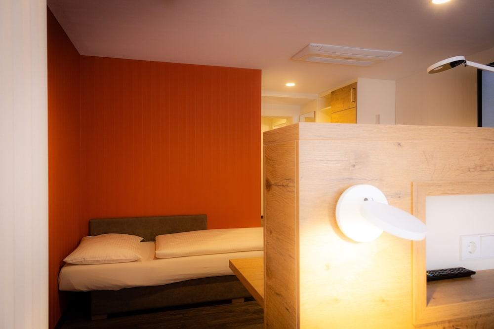 Hotel Azenberg 4*