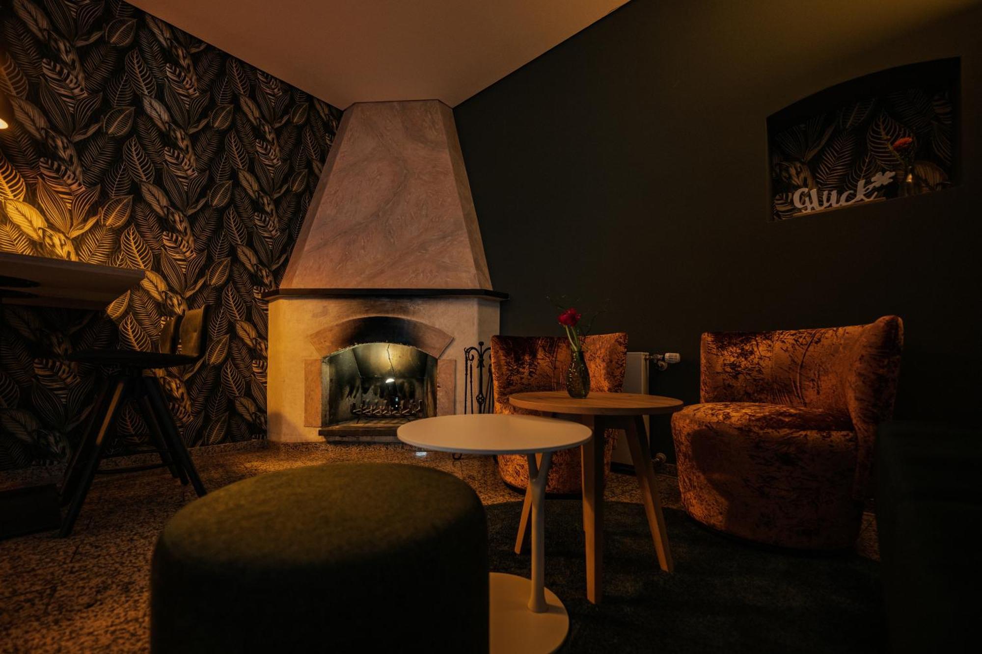 Azenberg Hotel 4*